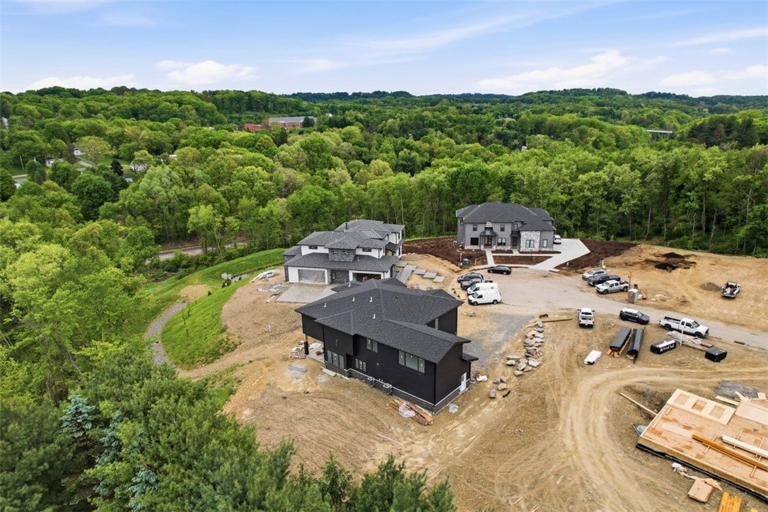 2397 Leonard Lane, Gibsonia, PA 15044