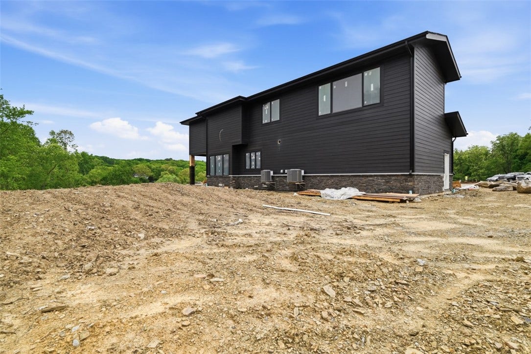 2397 Leonard Lane, Gibsonia, PA 15044