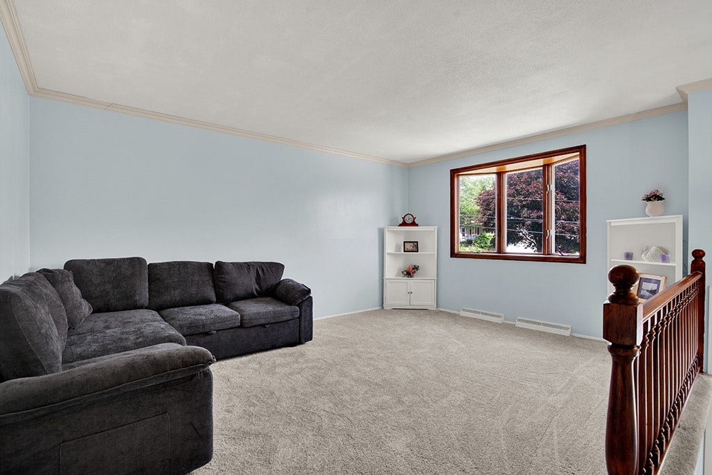 12 Cree Dr, Greensburg, PA 15601