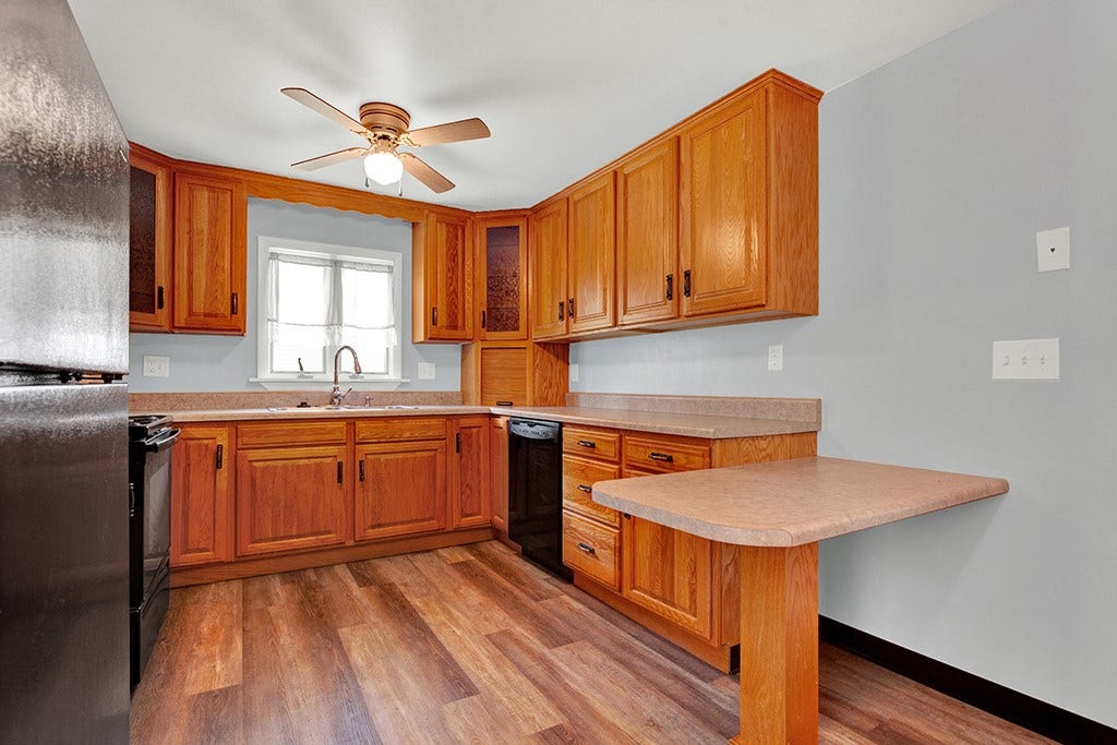 12 Cree Dr, Greensburg, PA 15601