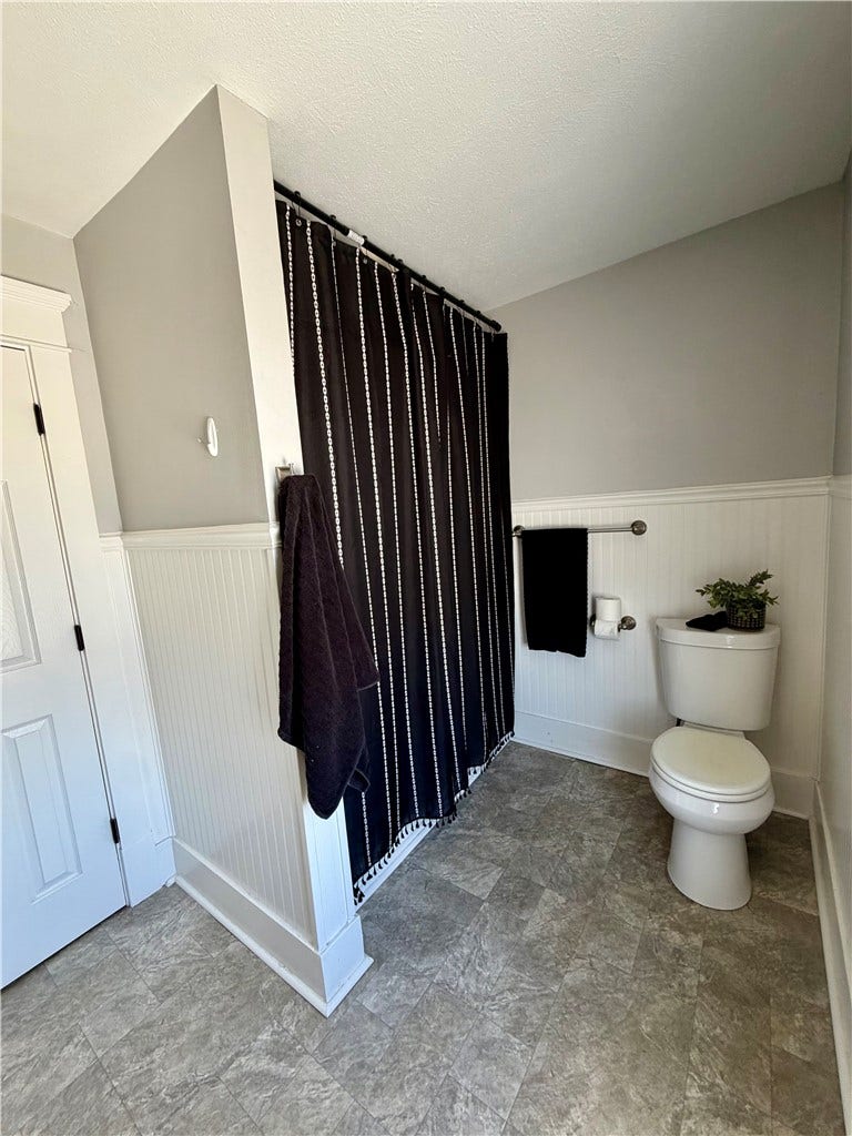 44 W Hallam Ave, Washington, PA 15301