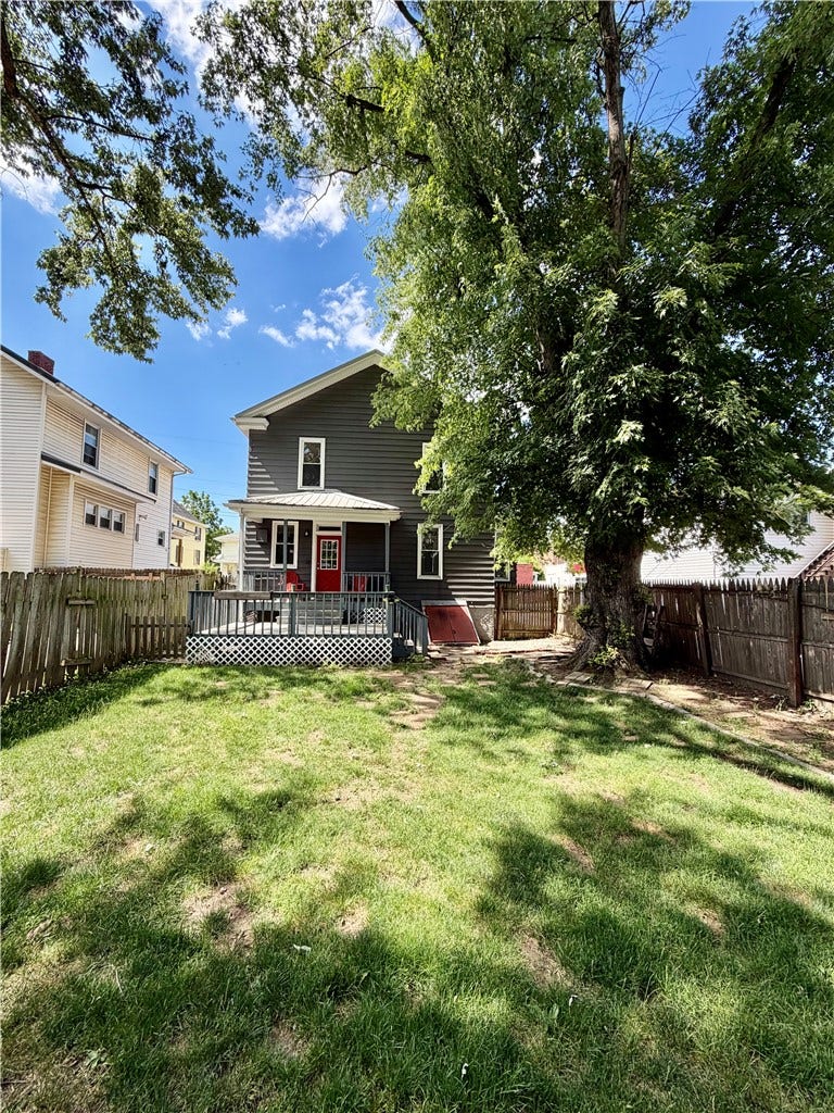 44 W Hallam Ave, Washington, PA 15301