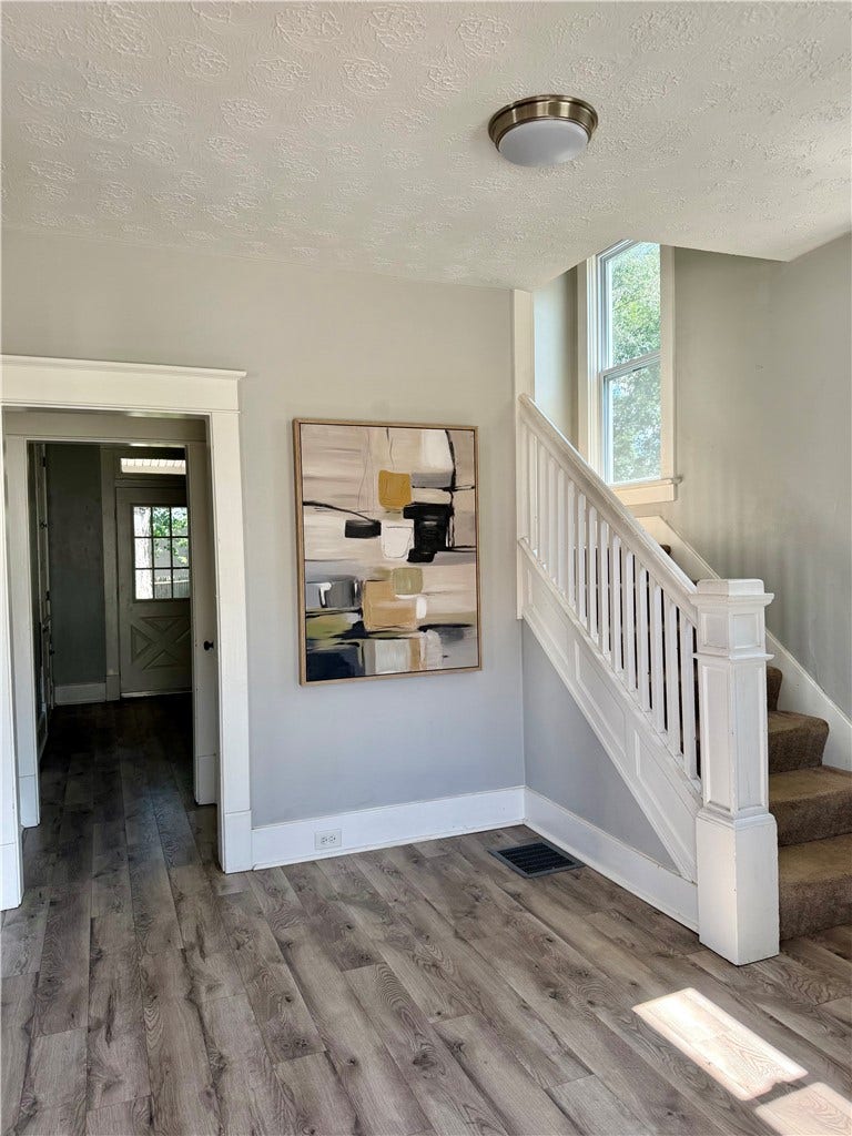 44 W Hallam Ave, Washington, PA 15301