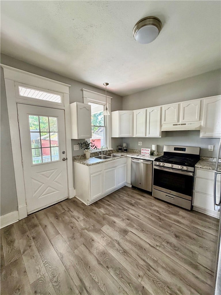 44 W Hallam Ave, Washington, PA 15301