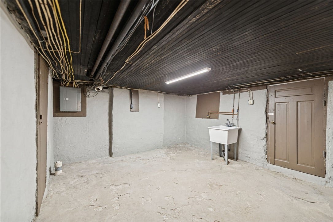 408 Green St, Greensburg, PA 15601