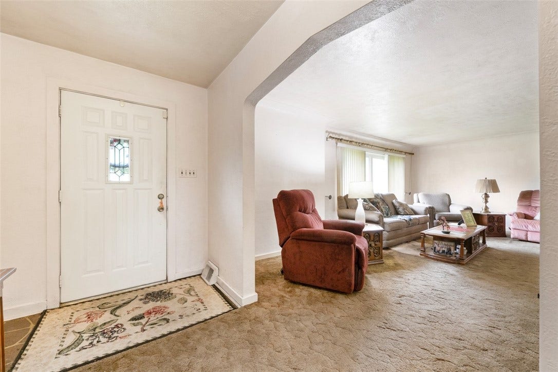 3520 Pittsburgh Road, Perryopolis, PA 15473
