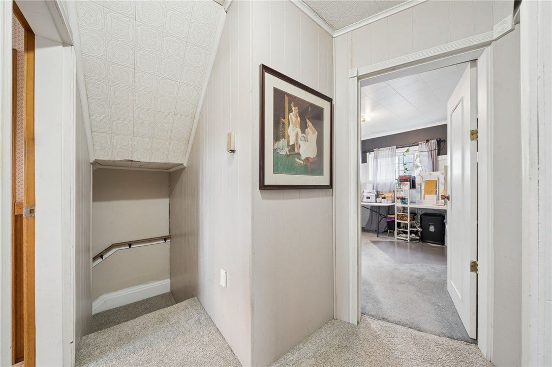 2nd floor landing