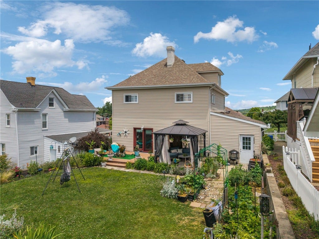 408 Jones St, Belle Vernon, PA 15012