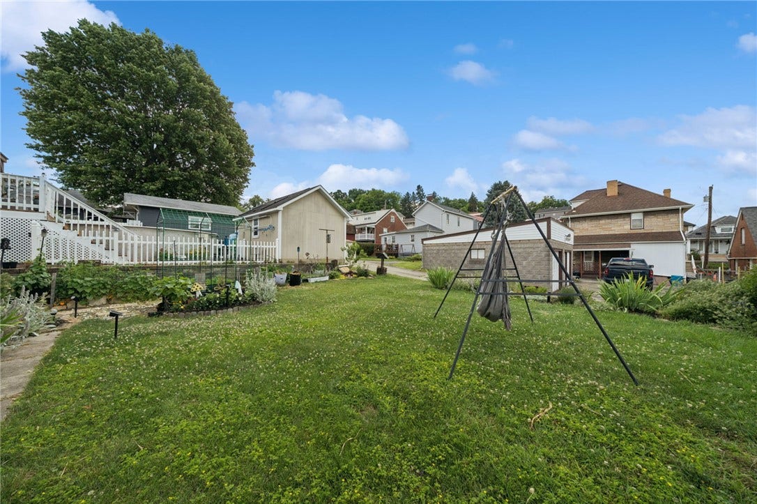 408 Jones St, Belle Vernon, PA 15012