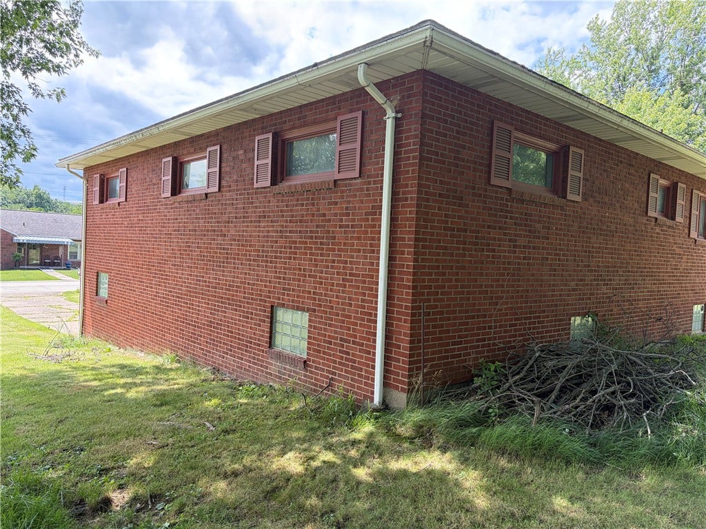 Right side of the Home