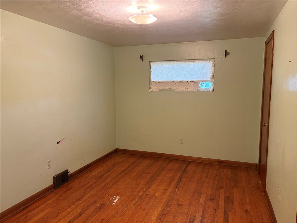 Bedroom (3)