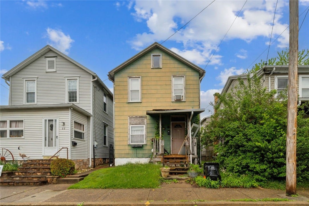 24 Miller St, Latrobe, PA 15650