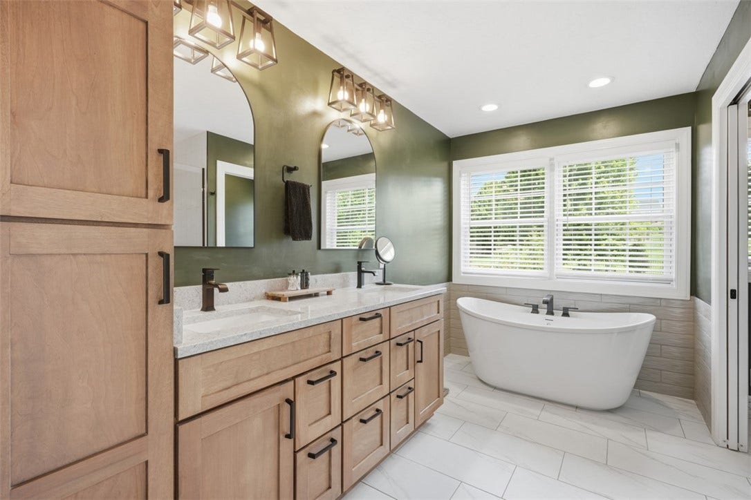 903 Gateway Cir., Greensburg, PA 15601