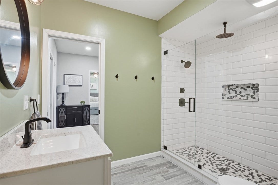 903 Gateway Cir., Greensburg, PA 15601