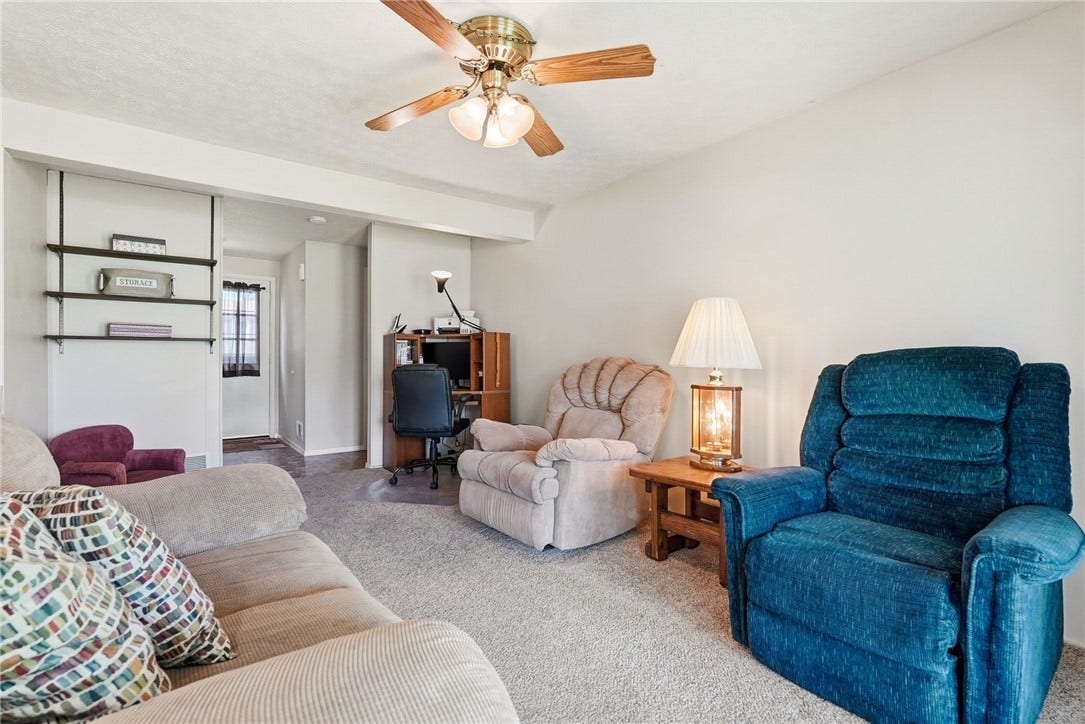 19 Seneca Drive, Greensburg, PA 15601