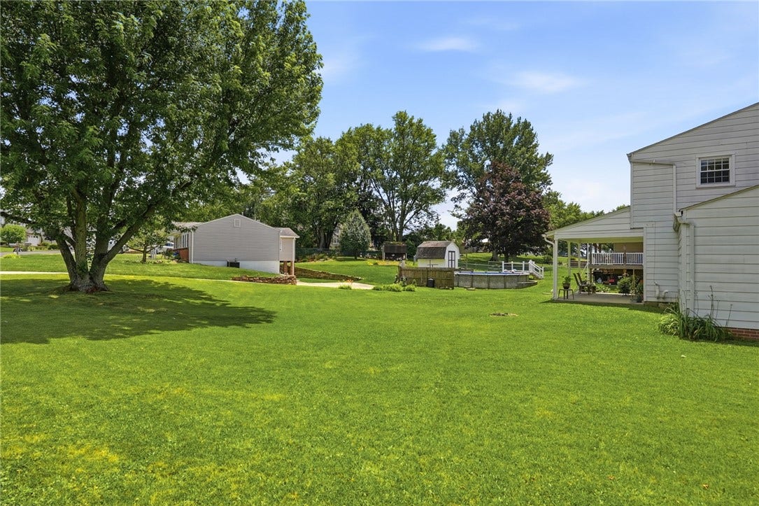 19 Seneca Drive, Greensburg, PA 15601