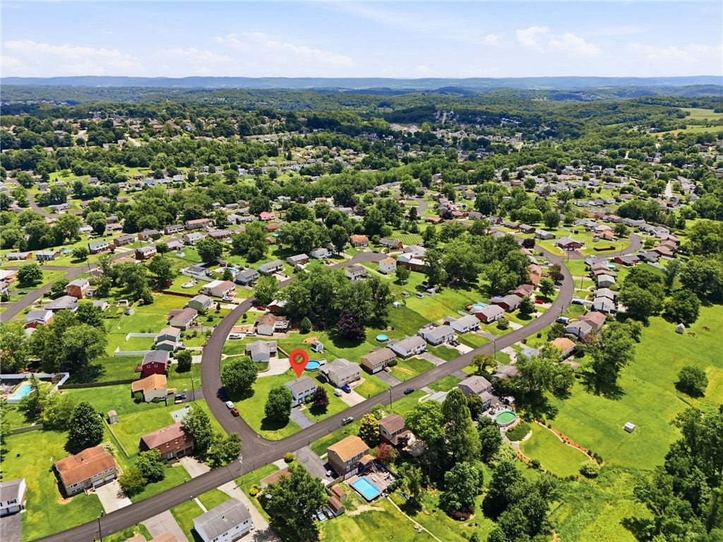 19 Seneca Drive, Greensburg, PA 15601