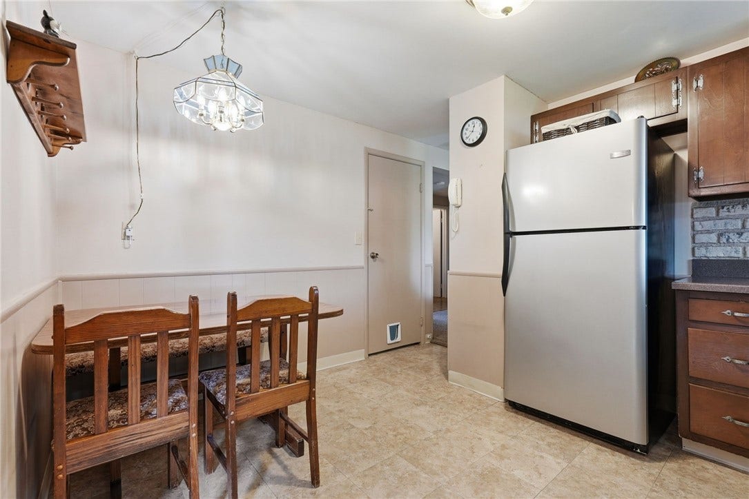 19 Seneca Drive, Greensburg, PA 15601