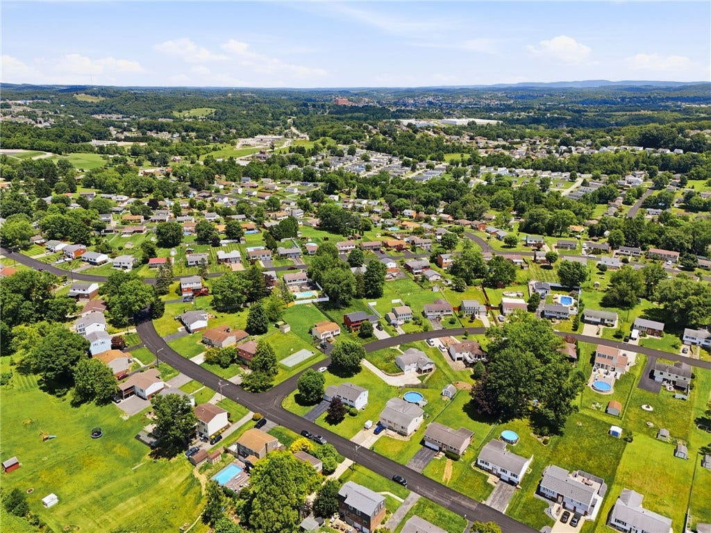 19 Seneca Drive, Greensburg, PA 15601