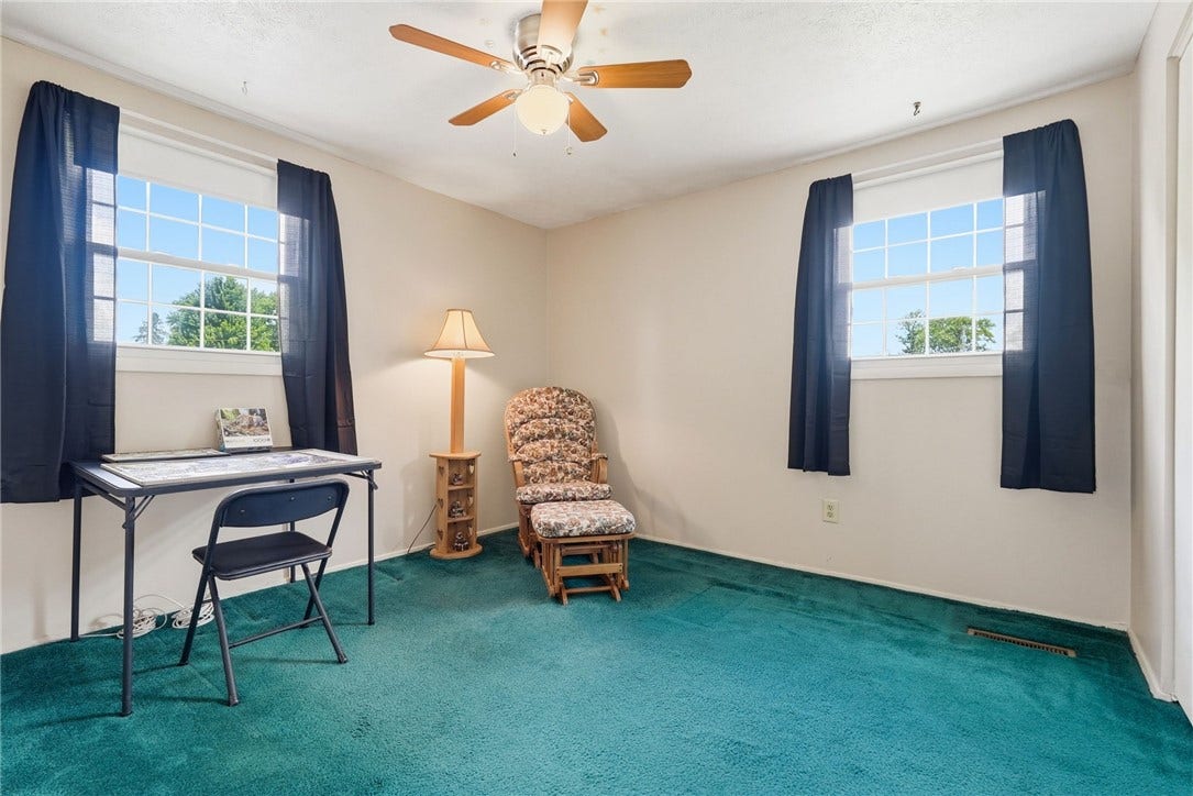 19 Seneca Drive, Greensburg, PA 15601