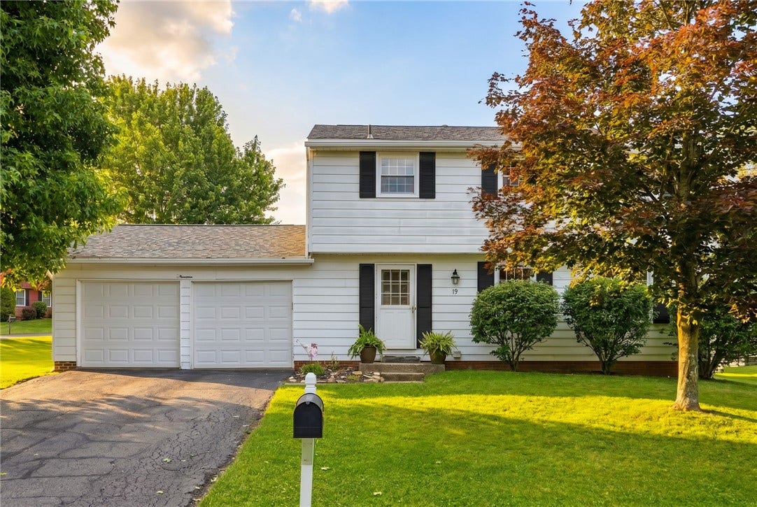 19 Seneca Drive, Greensburg, PA 15601