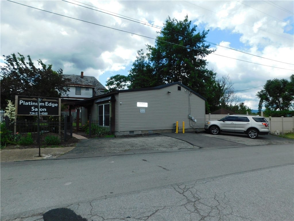 294 E Fayette Street, Uniontown, PA 15401