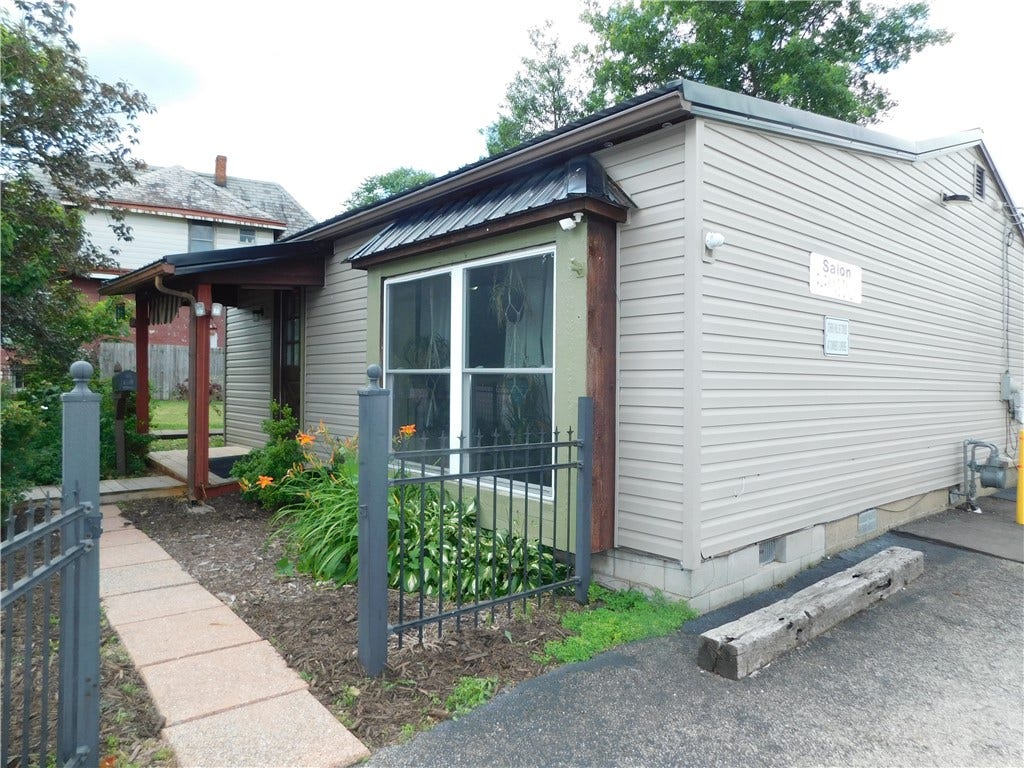 294 E Fayette Street, Uniontown, PA 15401