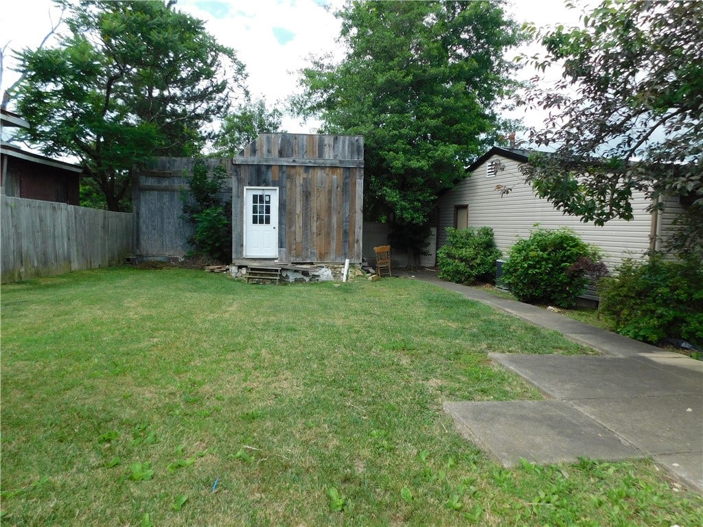 294 E Fayette Street, Uniontown, PA 15401