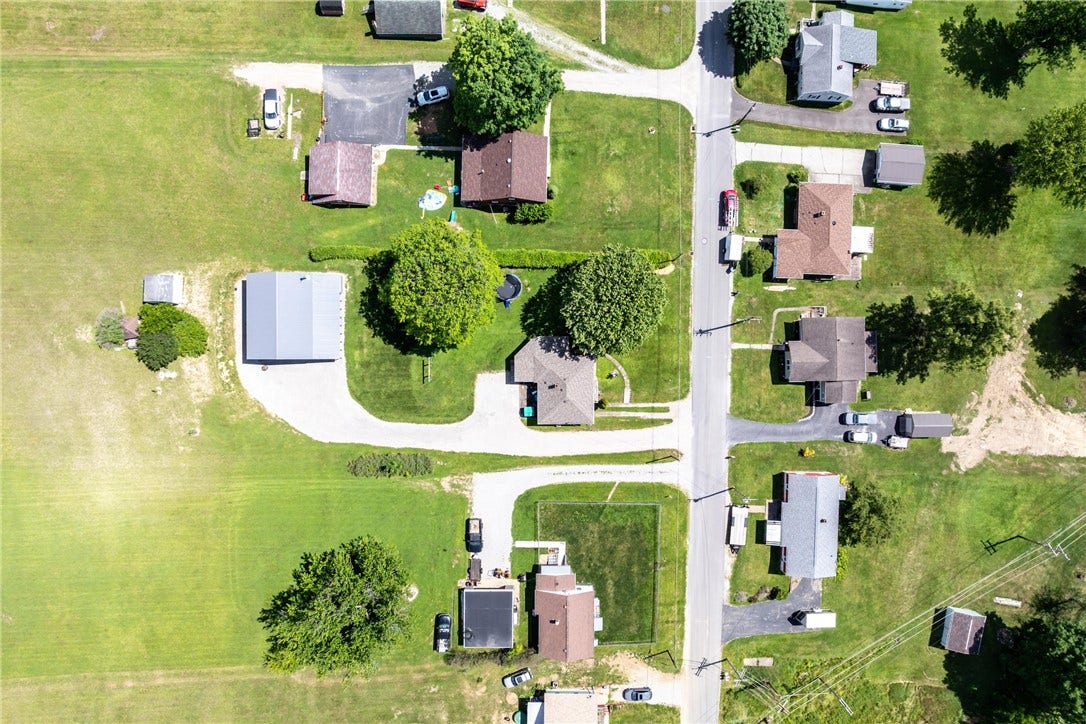 650 Mcclane Farm Rd, Washington, PA 15301