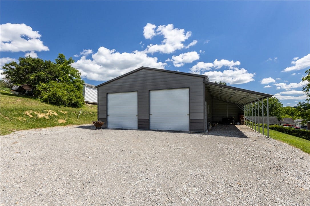 650 Mcclane Farm Rd, Washington, PA 15301