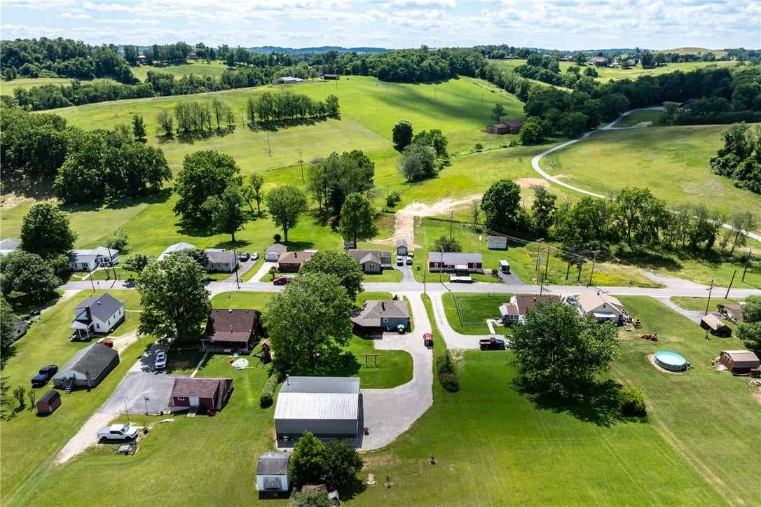 650 Mcclane Farm Rd, Washington, PA 15301
