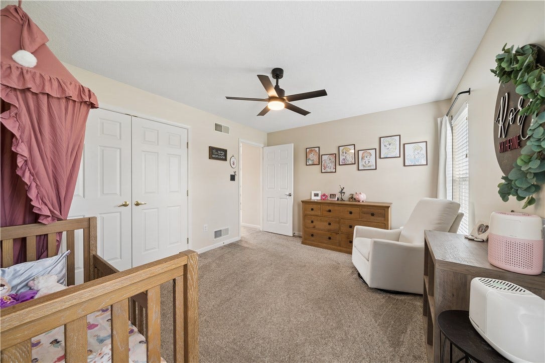 518 Southfield Dr, Greensburg, PA 15601