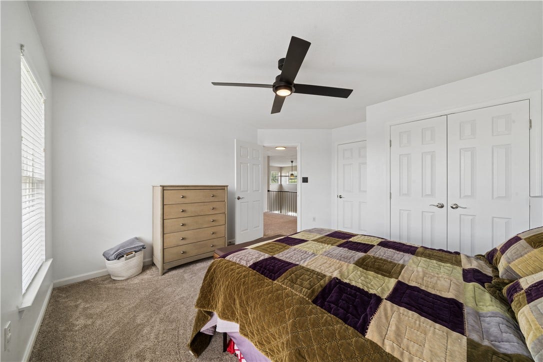 518 Southfield Dr, Greensburg, PA 15601