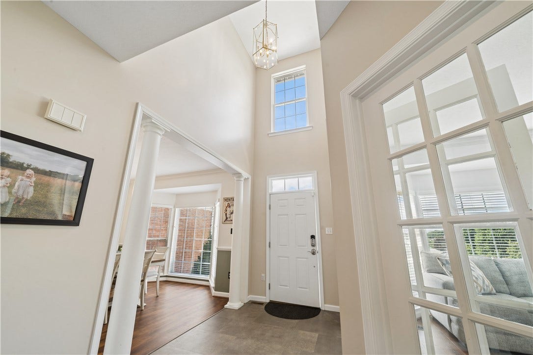 518 Southfield Dr, Greensburg, PA 15601