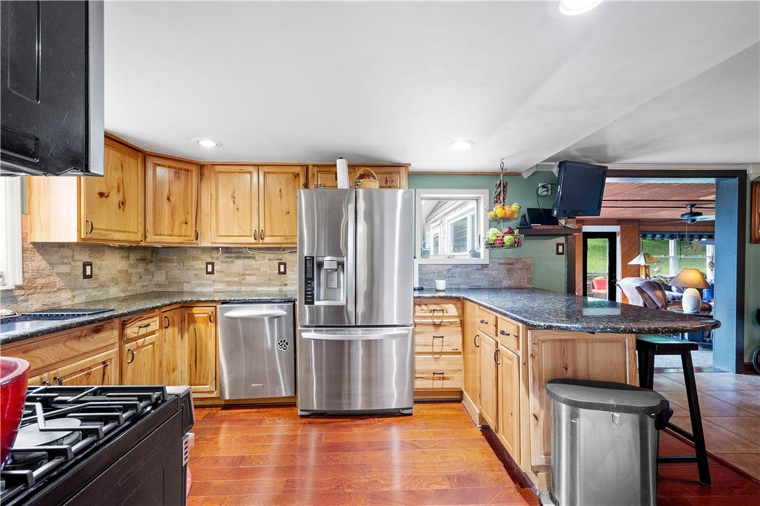 5551 CLAYTONA DRIVE, Bethel Park, PA 15102