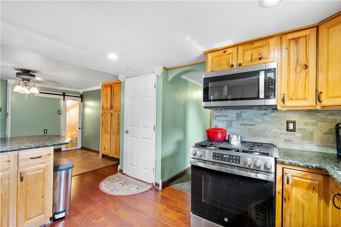 5551 CLAYTONA DRIVE, Bethel Park, PA 15102