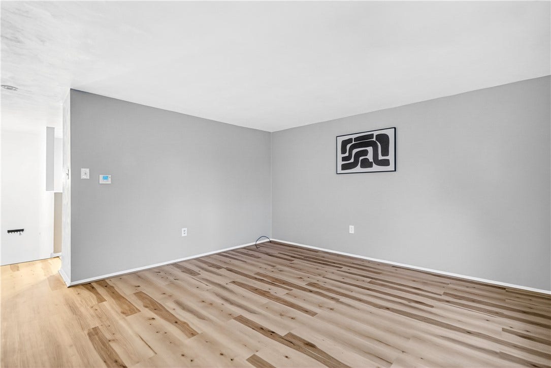 930 ACADEMY HEIGHTS DR, Greensburg, PA 15601