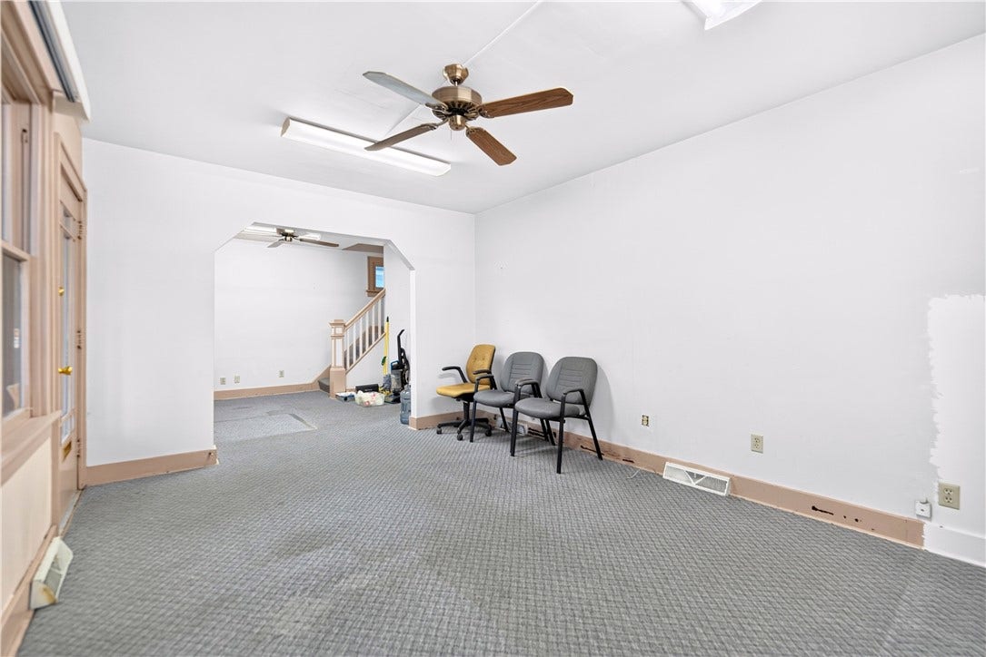 5310 Park Ave, Bethel Park, PA 15102