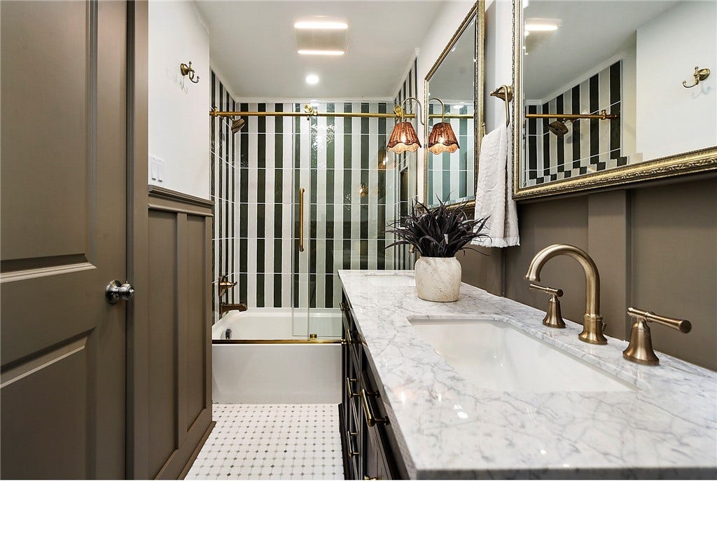 6835 Penham Place, Pittsburgh, PA 15208 6835 Penham Place, Pittsburgh, PA 15208