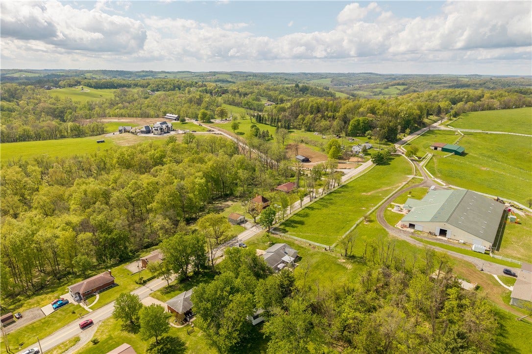 538 Old Hickory Ridge Rd, Washington, PA 15301