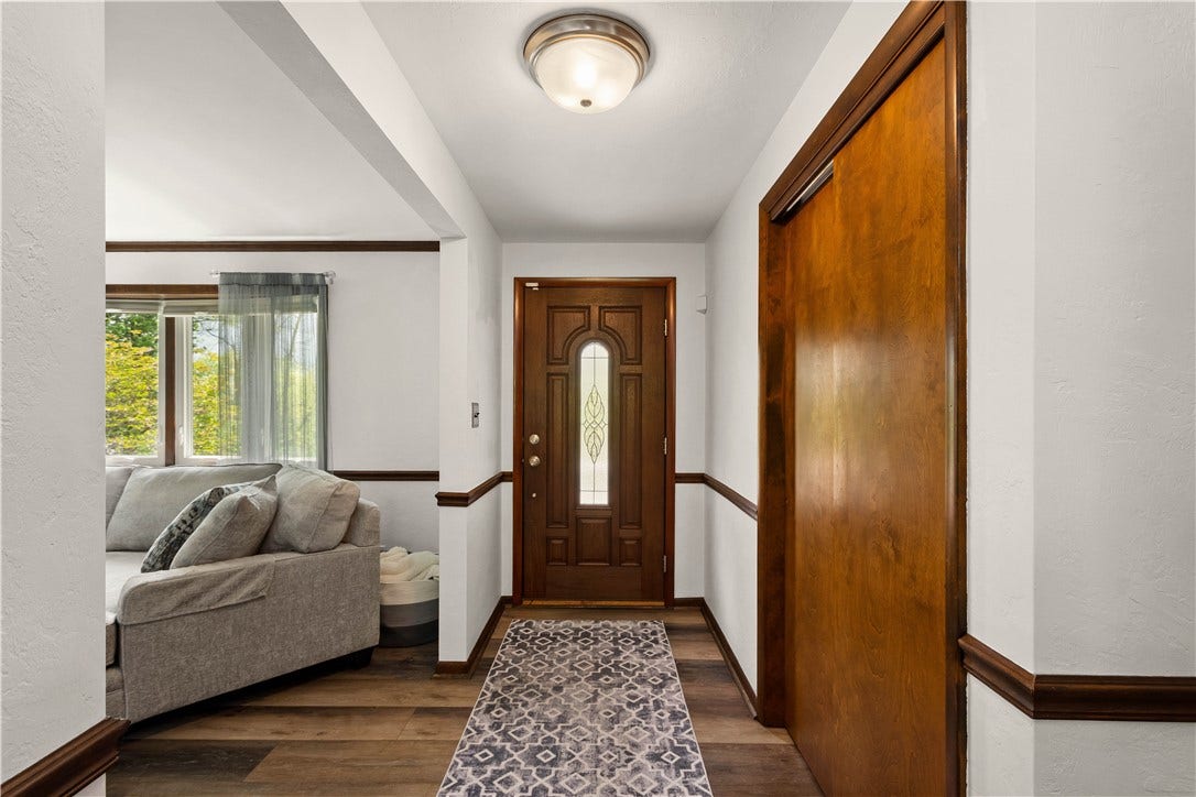 538 Old Hickory Ridge Rd, Washington, PA 15301