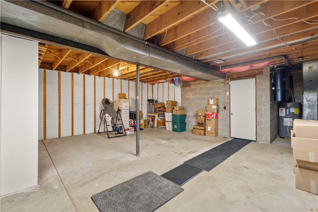 538 Old Hickory Ridge Rd, Washington, PA 15301