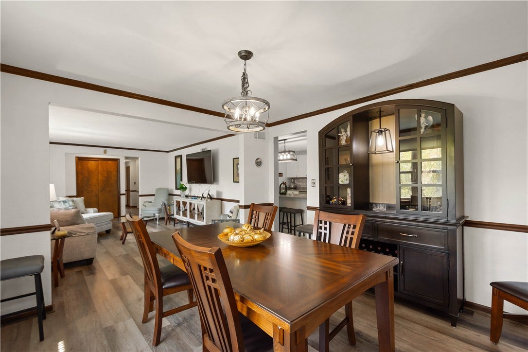 538 Old Hickory Ridge Rd, Washington, PA 15301