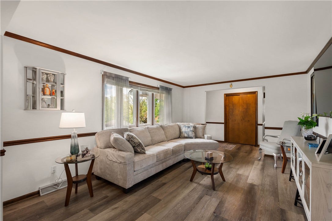 538 Old Hickory Ridge Rd, Washington, PA 15301