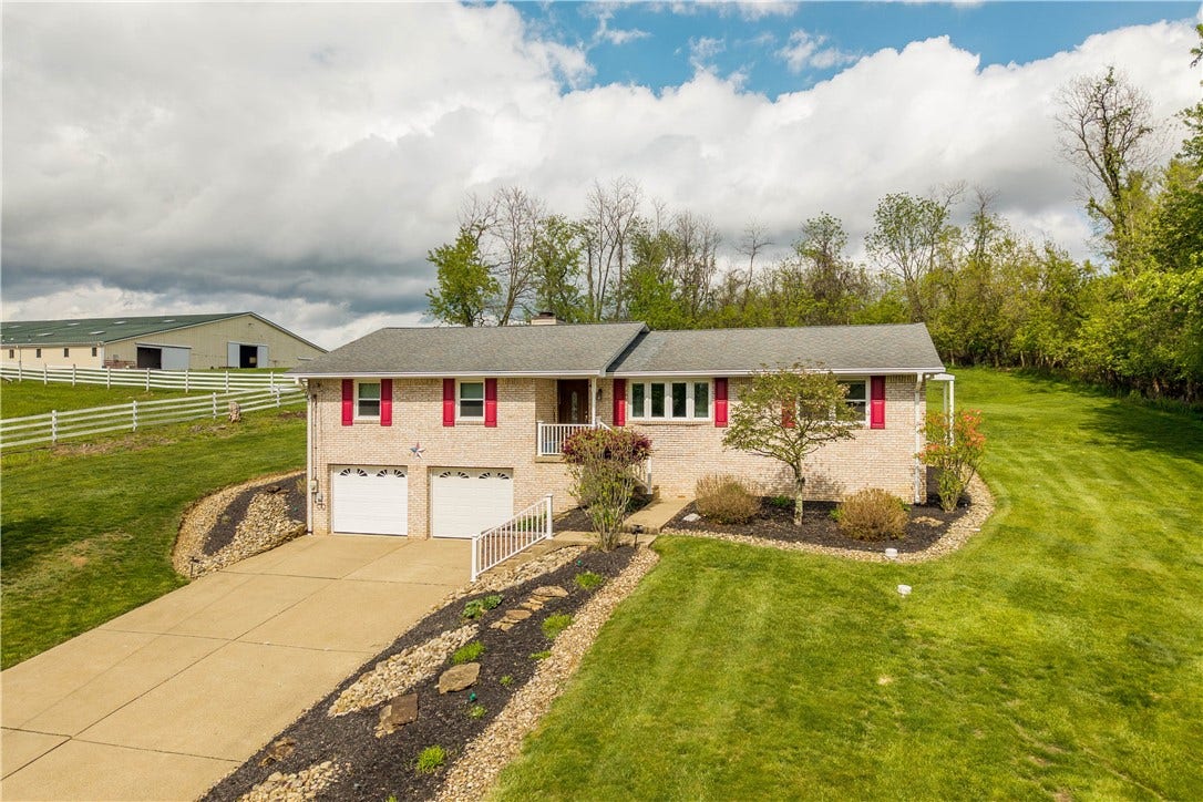 538 Old Hickory Ridge Rd, Washington, PA 15301