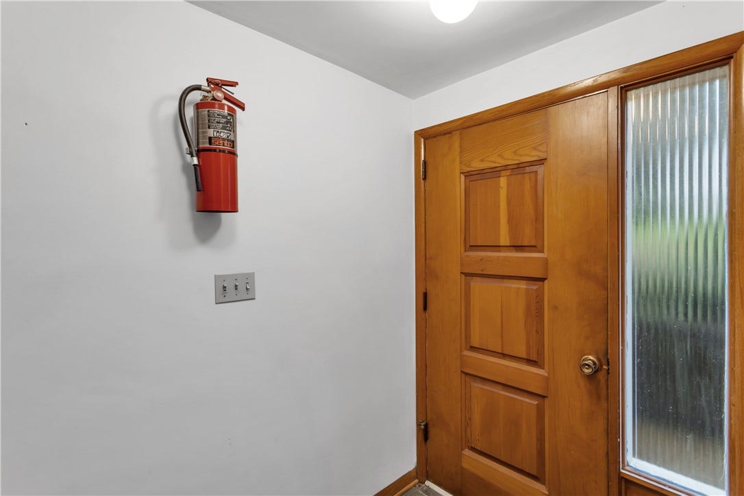 616 Woodburn Lane, Greensburg, PA 15601