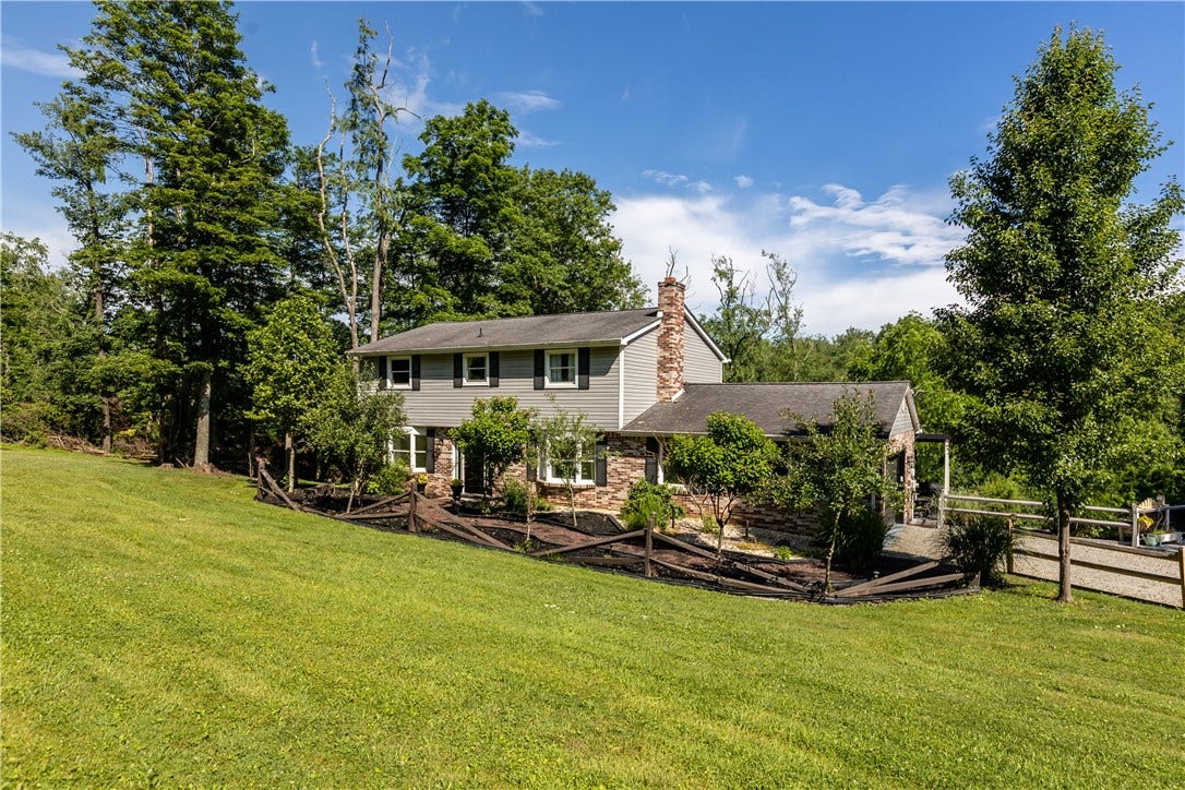 2780 Farm Spur Road, North Huntingdon, PA 15642
