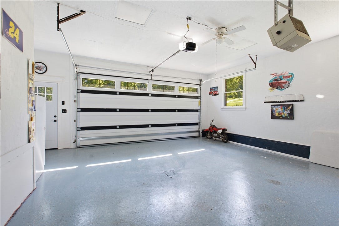 2780 Farm Spur Road, North Huntingdon, PA 15642