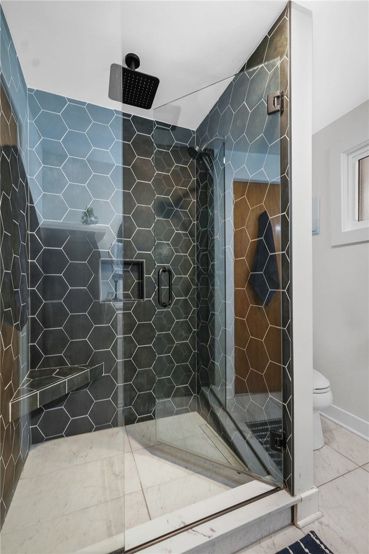 Another view of this awesome shower!