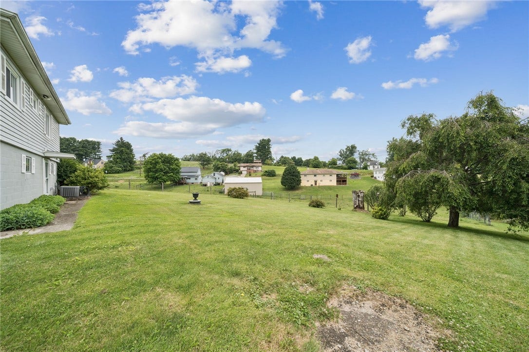 11 Angott Rd, Washington, PA 15301